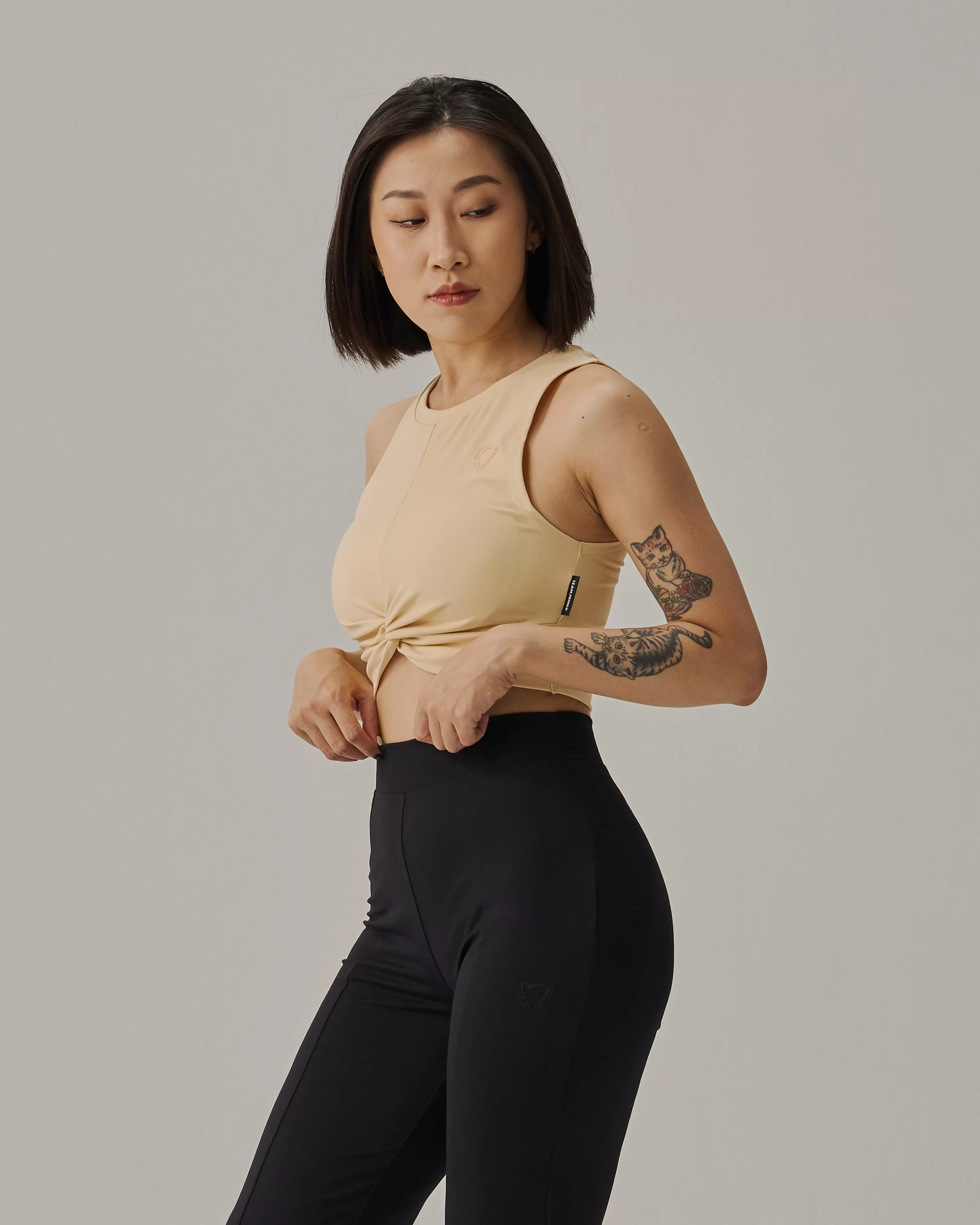 Adapt Twist Hem Crop Tank