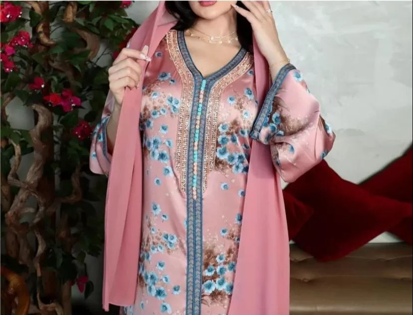 Arabian Long Sleeves Floral Pattern Islamic Loose Jalabia Gown S4831355