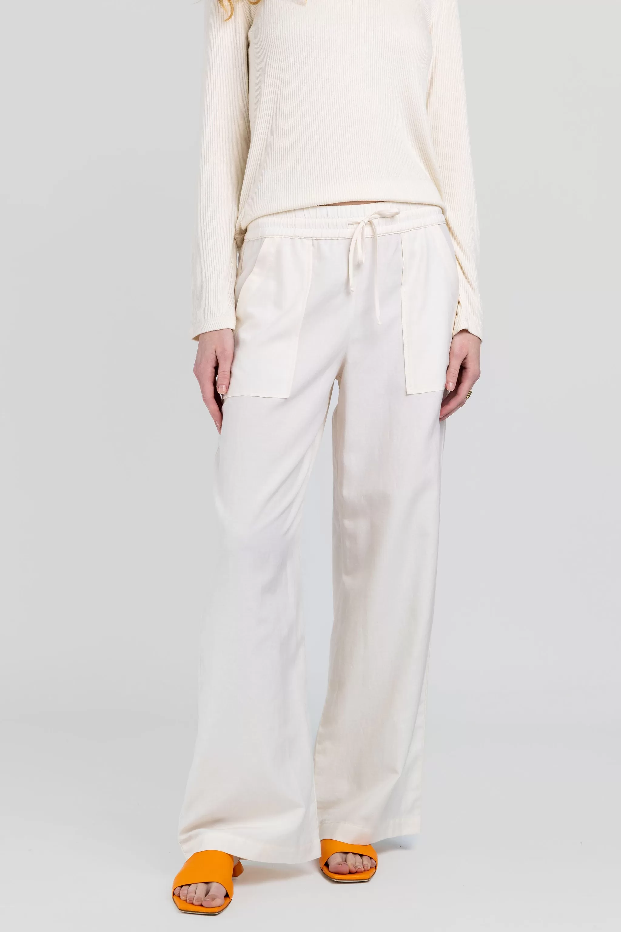 Baxter Drawstring Wide Leg Pant in Gardenia