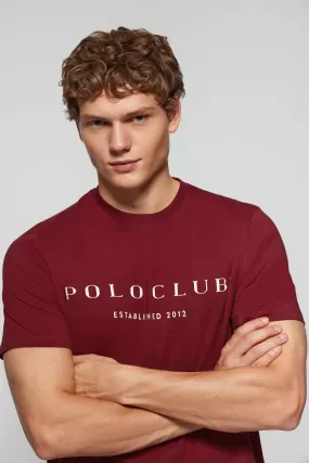 Camiseta básica granate con print icónico Polo Club