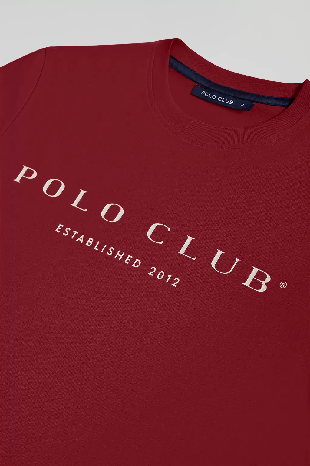 Camiseta básica granate con print icónico Polo Club