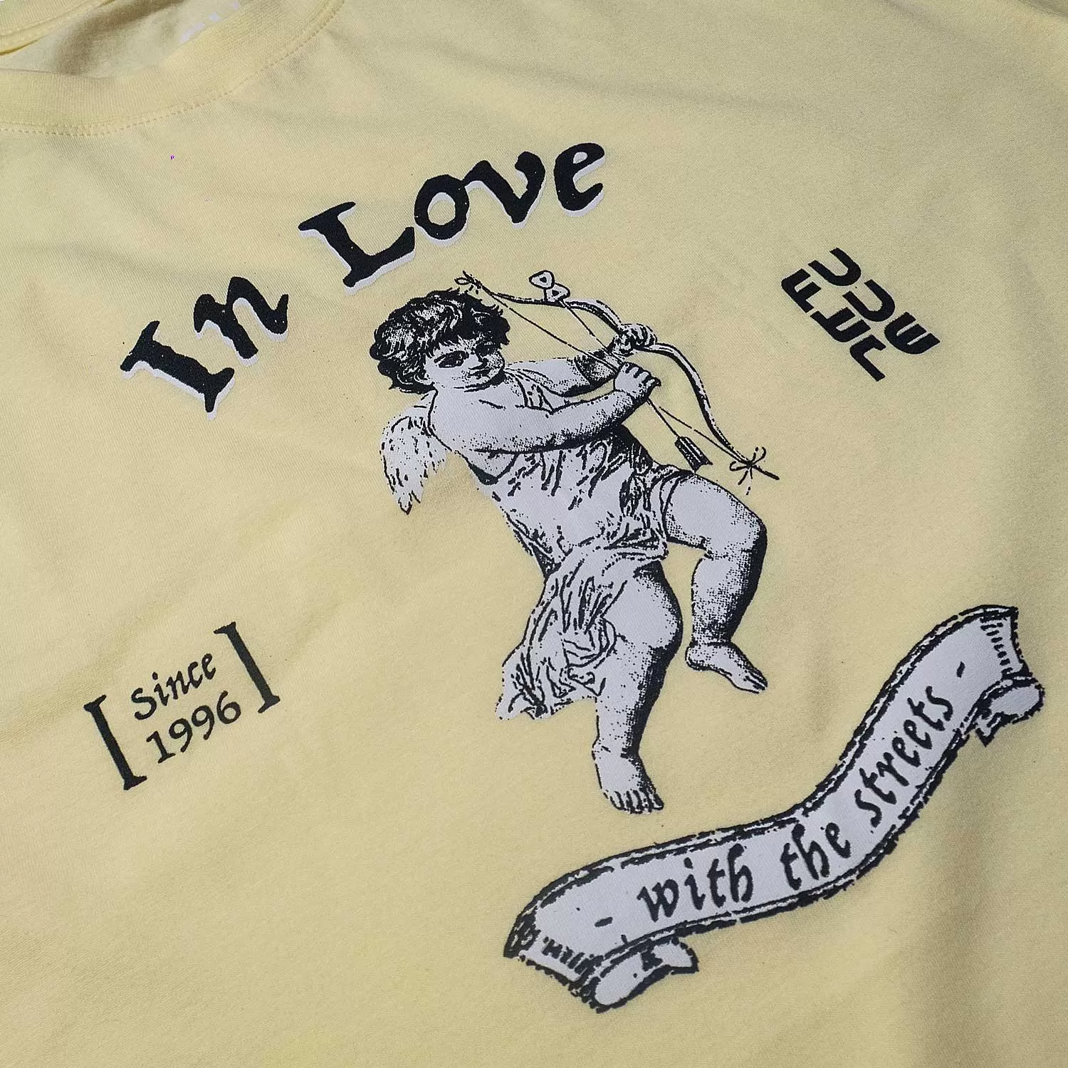 Camiseta In Love Amarela