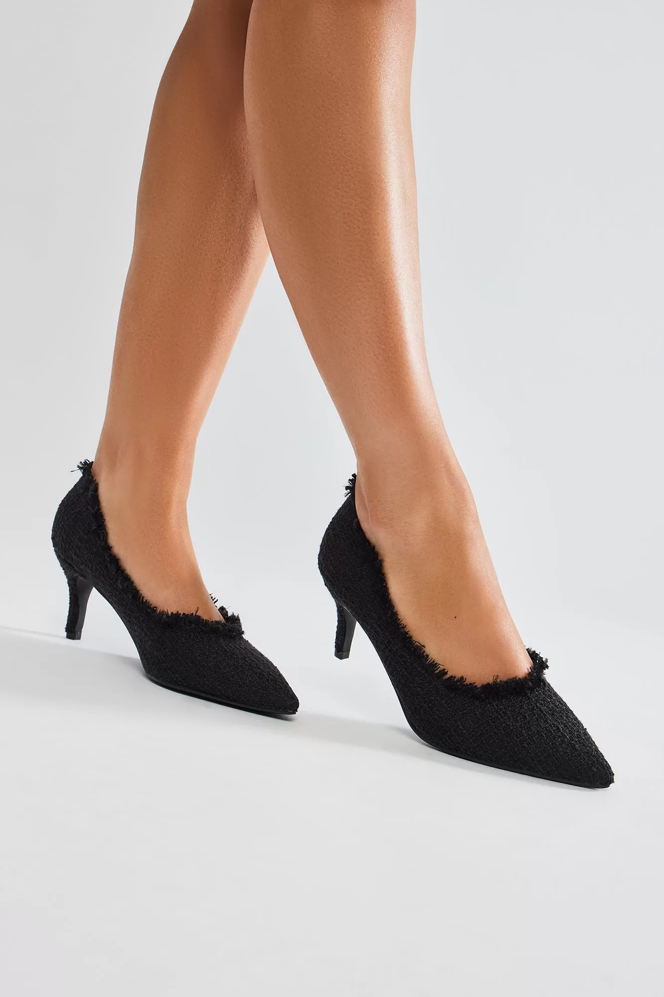 Chic Life Pumps - Black