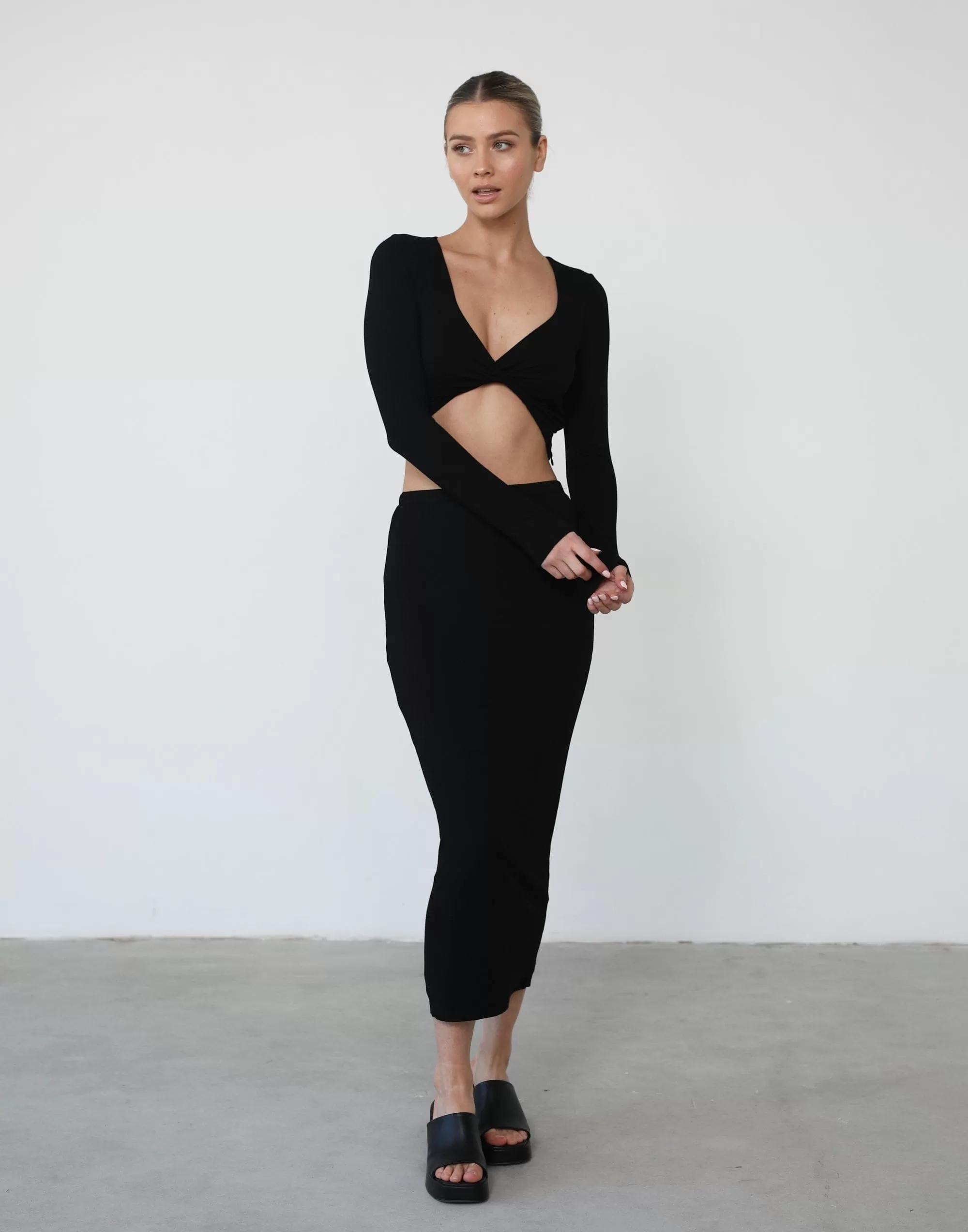 Clerisse Long Sleeve Top (Black)