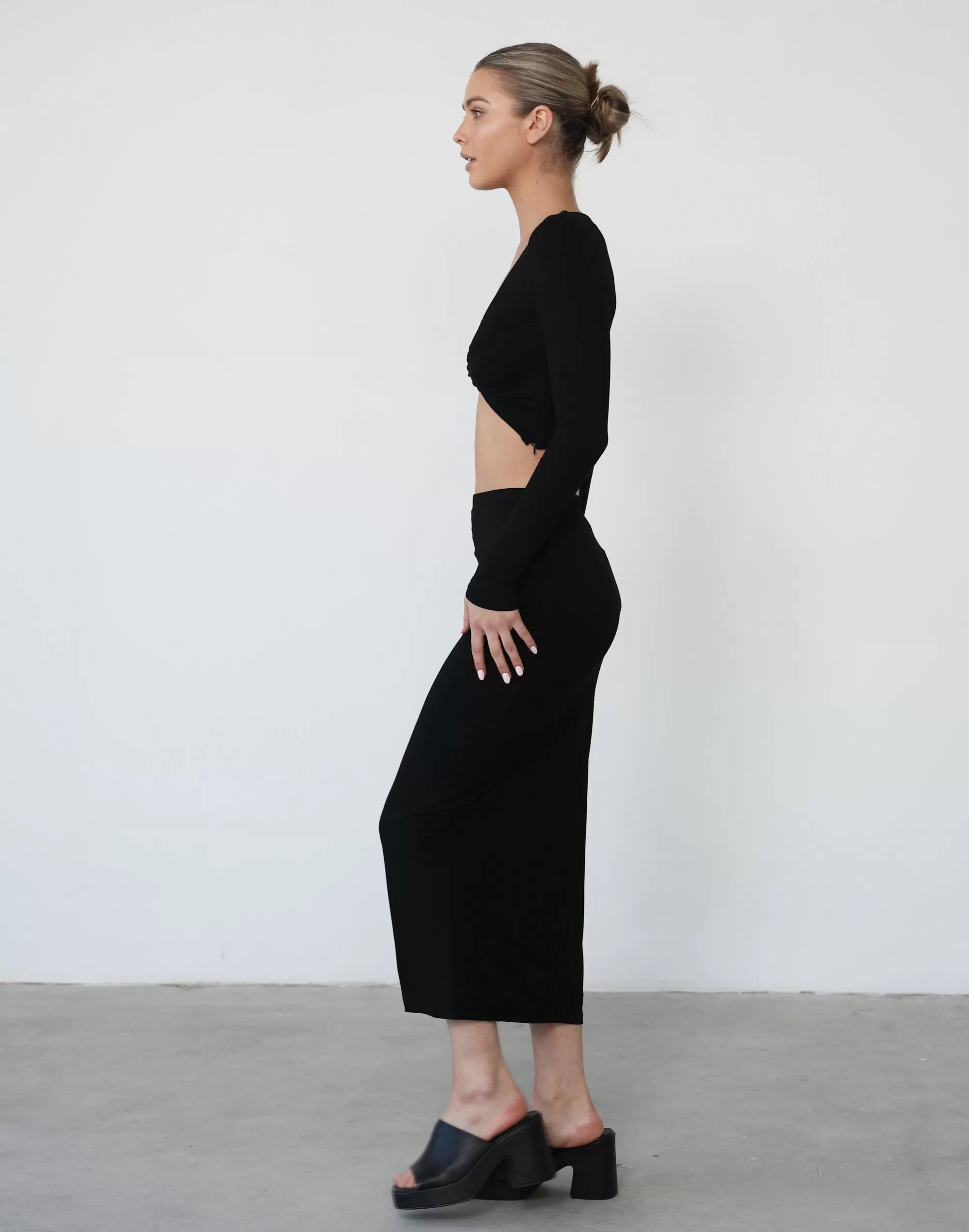 Clerisse Long Sleeve Top (Black)