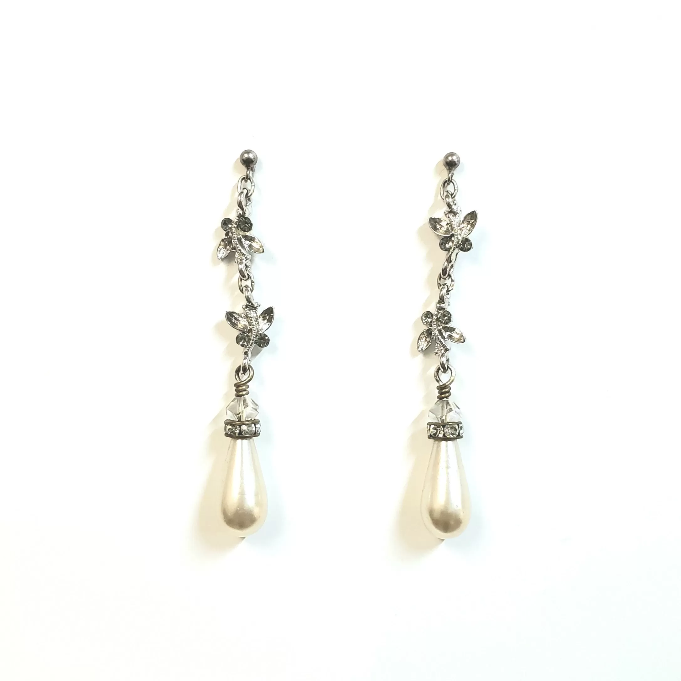 Flutter Crystal pearl drop earrings