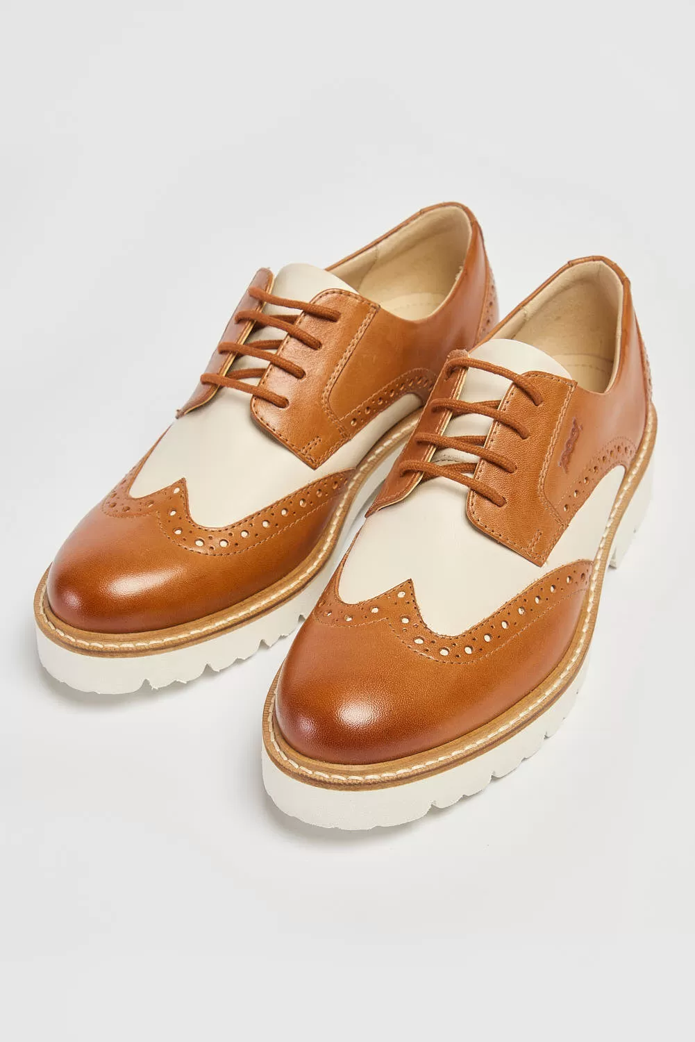 Ladies Lace Up Brogues Pod Leather Ladies Shoes Tan Kortney