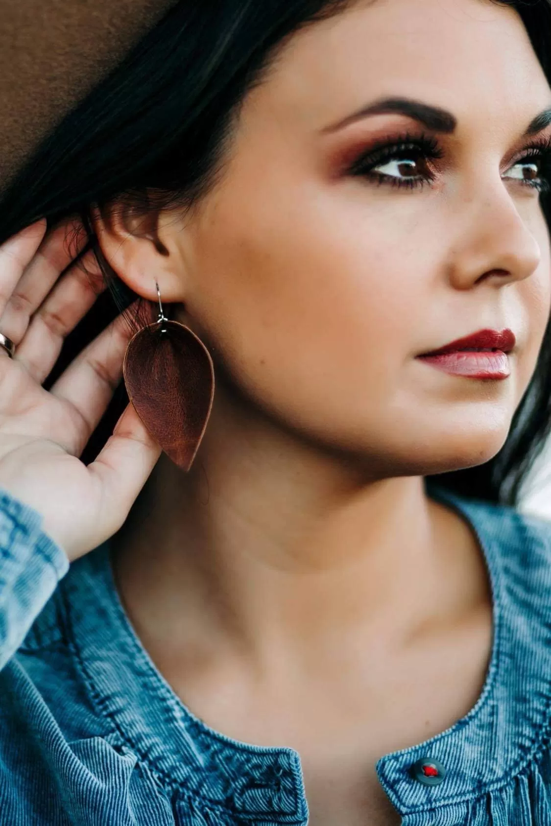 Leather Petal Earring Aged Brandy