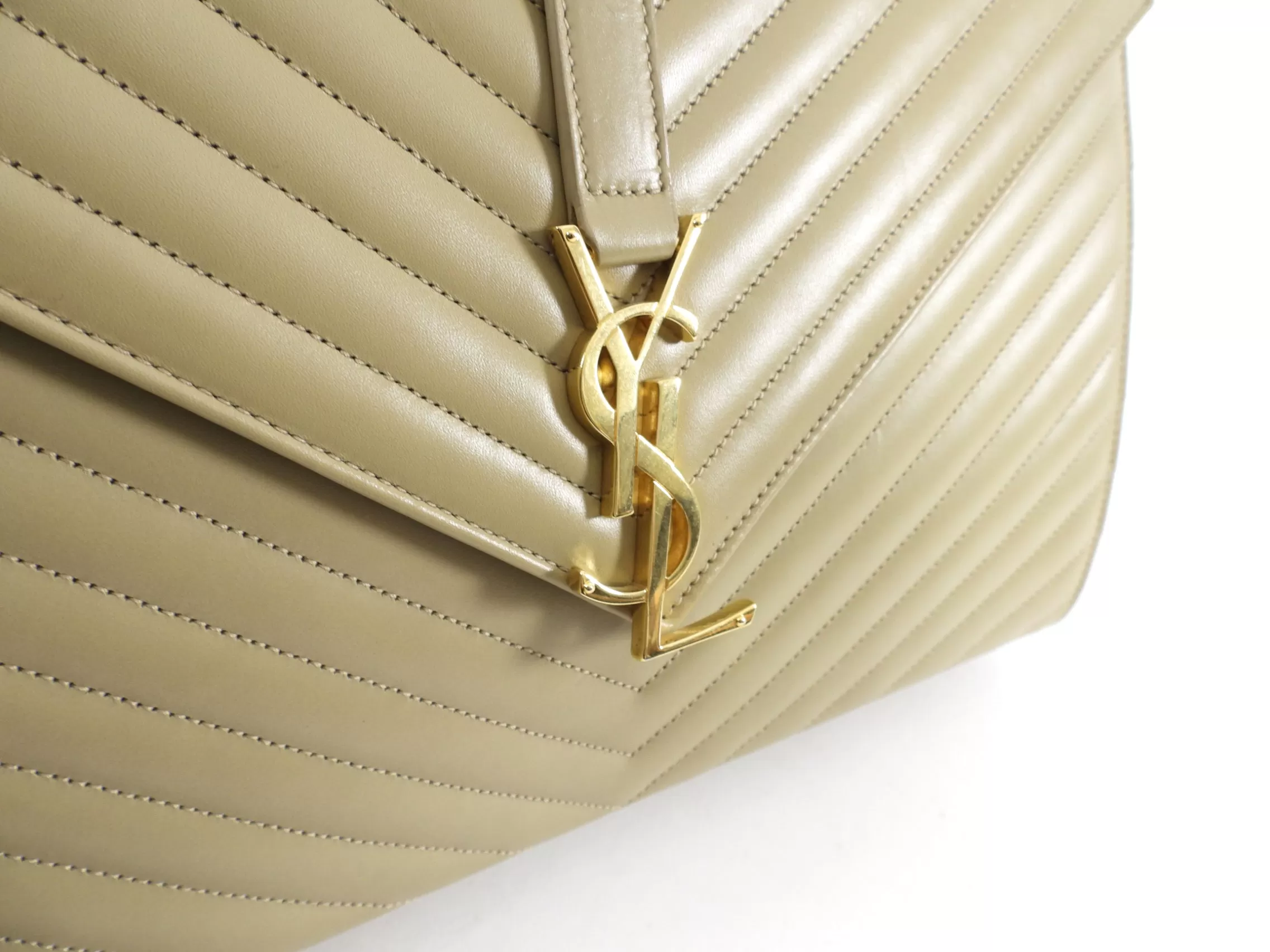 Saint Laurent Beige Chevron Envelope Flap Bag