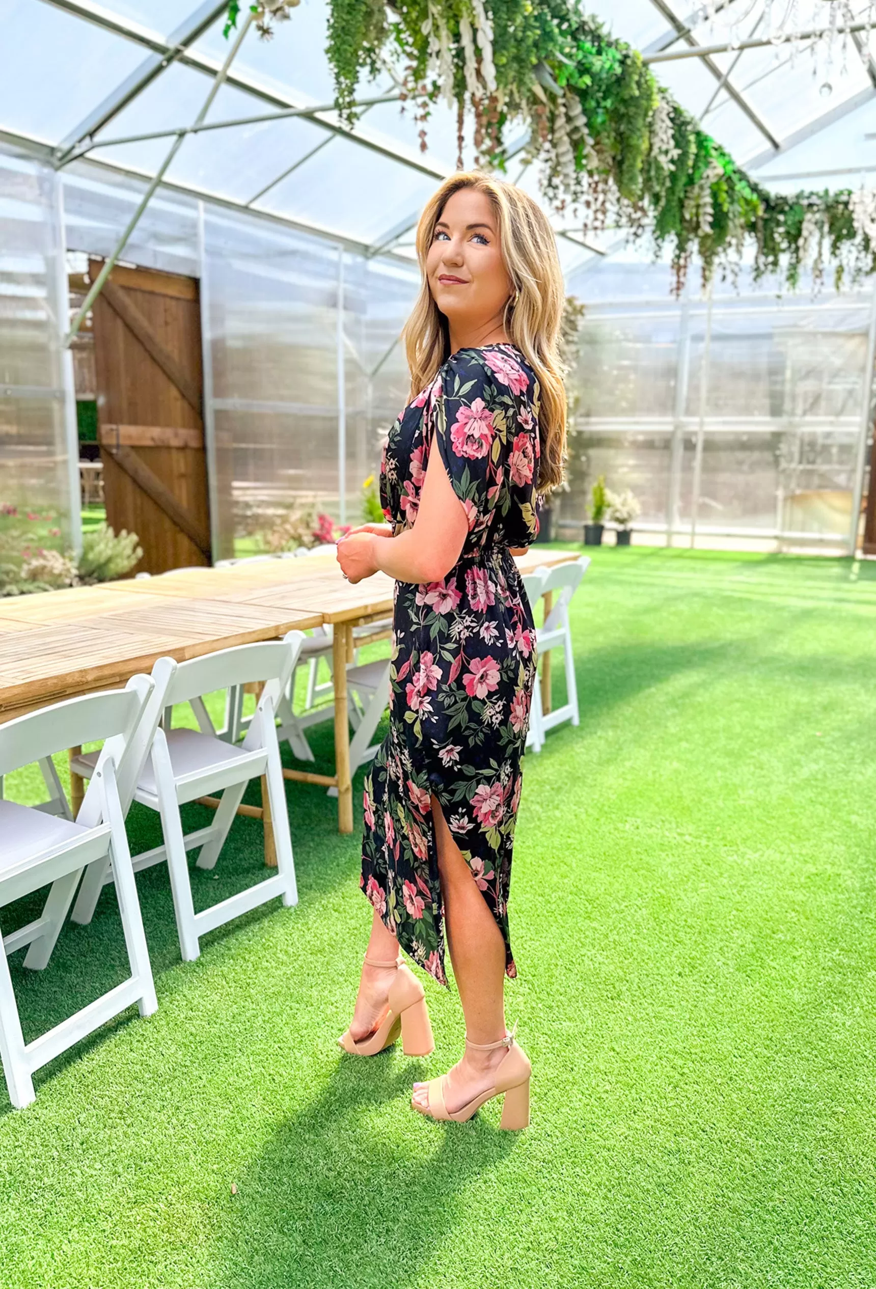 Social And Chic Floral Midi Dress