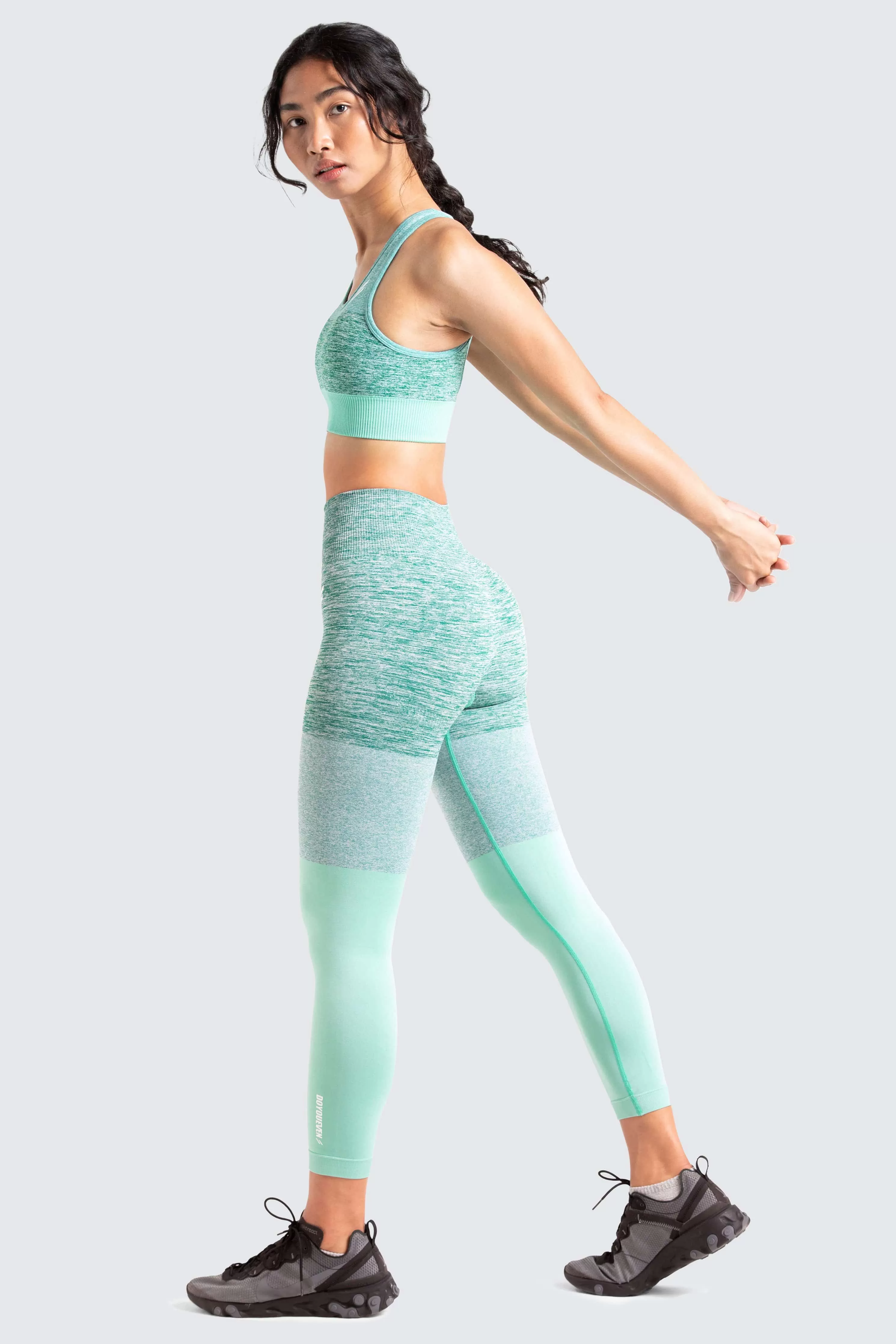 Trinity Seamless Crop - Mint Green